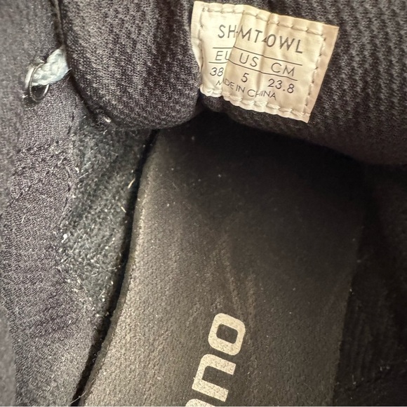 Shimano cycling shoes in Gray and Black - Picture 9 of 9